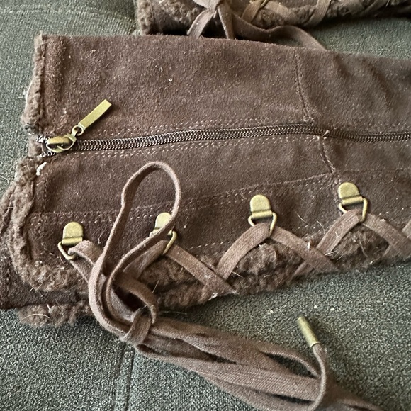 Raleigh women’s boots brown . Leather uppers size 5.5 - Picture 2 of 7